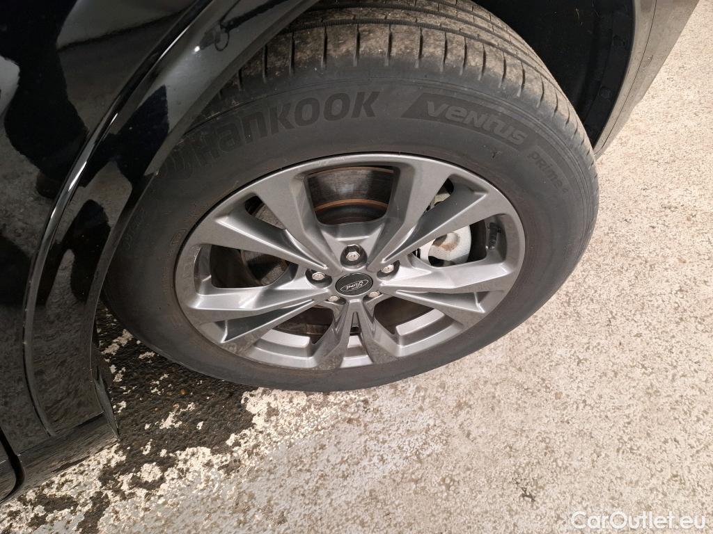 Ford  Kuga FORD  / 2019 / 5P / SUV 2.5 Duratec 225 ch PHEV eCVT St-Line Bus #11