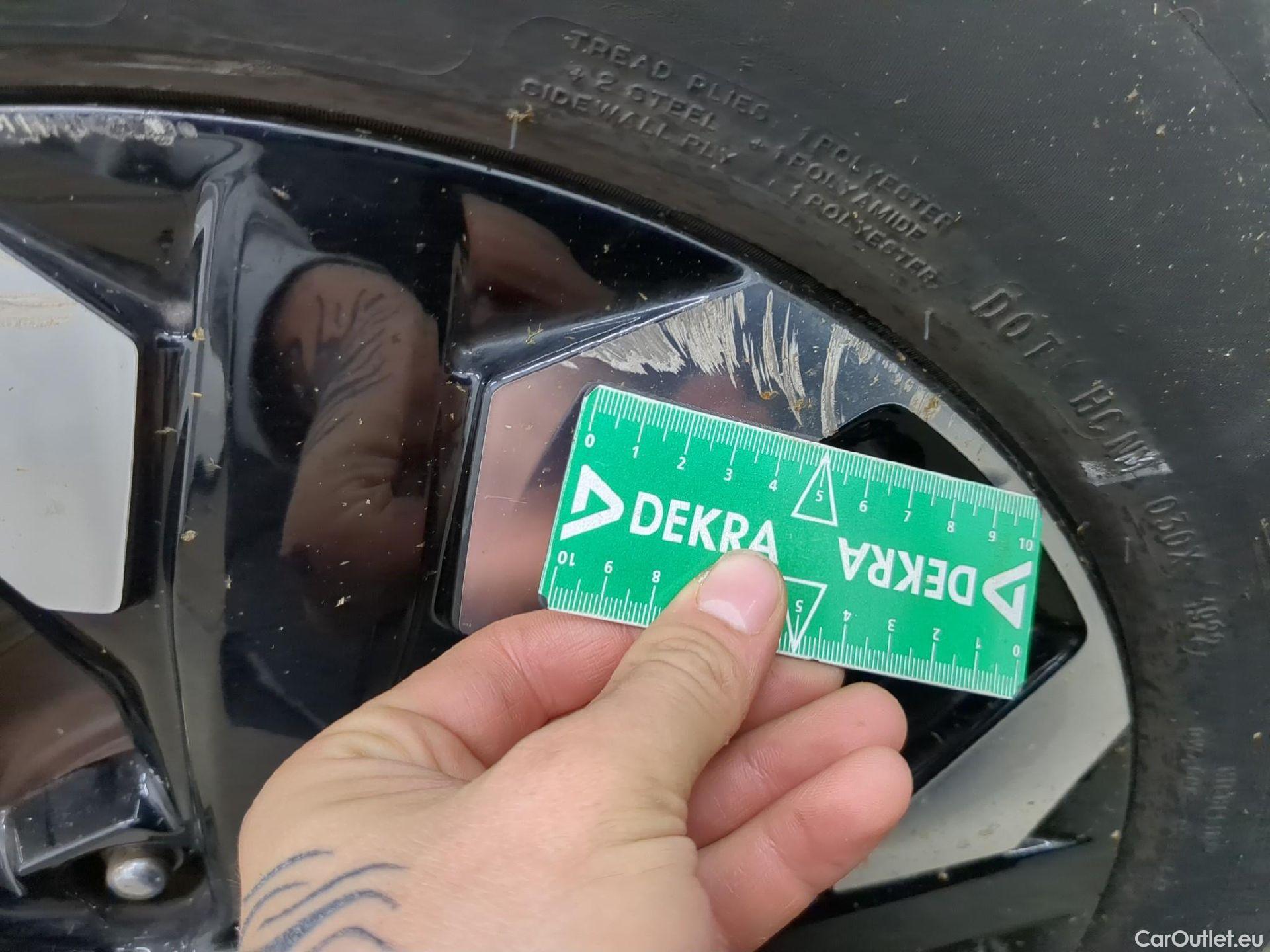 KIA  Sportage  Design Plug-in Hybrid 4WD 1.6 T-GDI 265CV BVA6 E6d #10