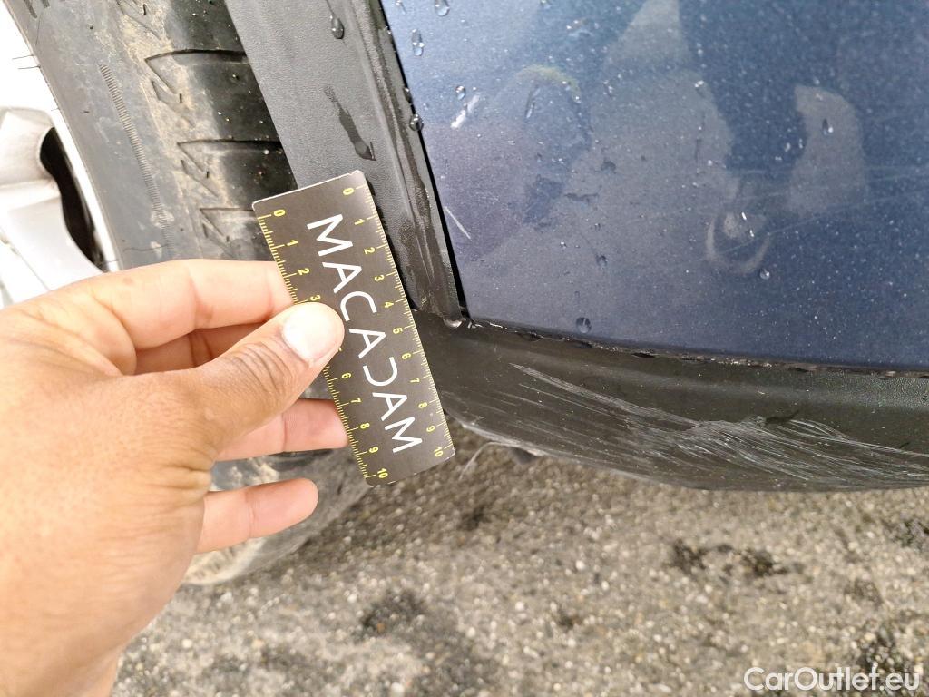 Ford  Kuga FORD  / 2019 / 5P / SUV 2.5 190 hybrid Flexifuel Pshift Titanium #41