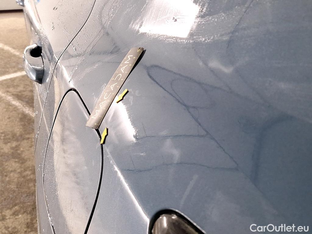 Ford  Kuga FORD  / 2019 / 5P / SUV 2.5 190 hybrid Flexifuel Pshift Titanium #29