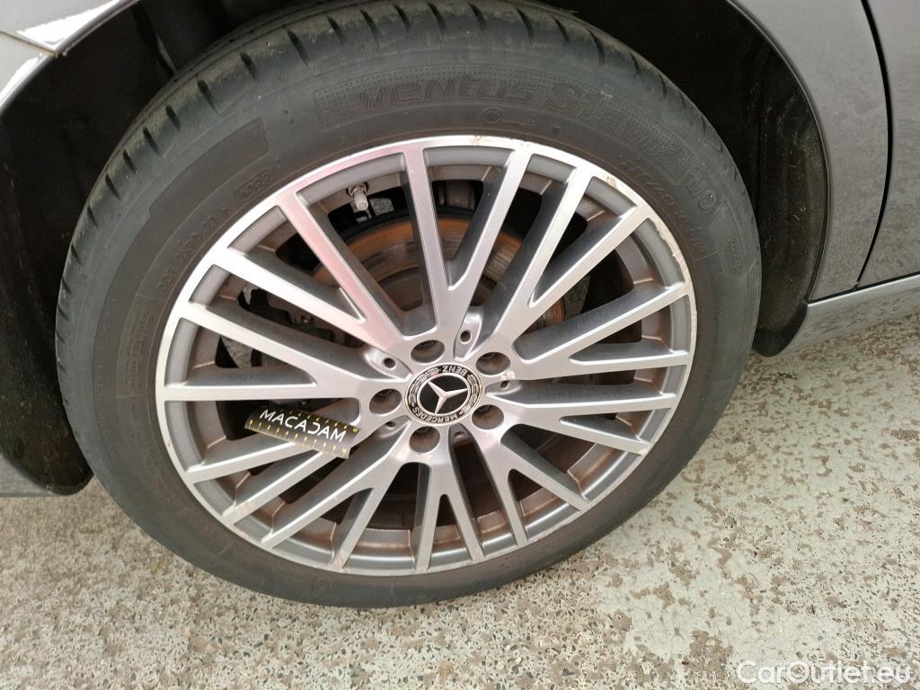 Mercedes  CLA-Klasse MERCEDES-BENZ CLA Shooting Brake / 2019 / 5P / Break CLA 200 d Business Line BA8 #8