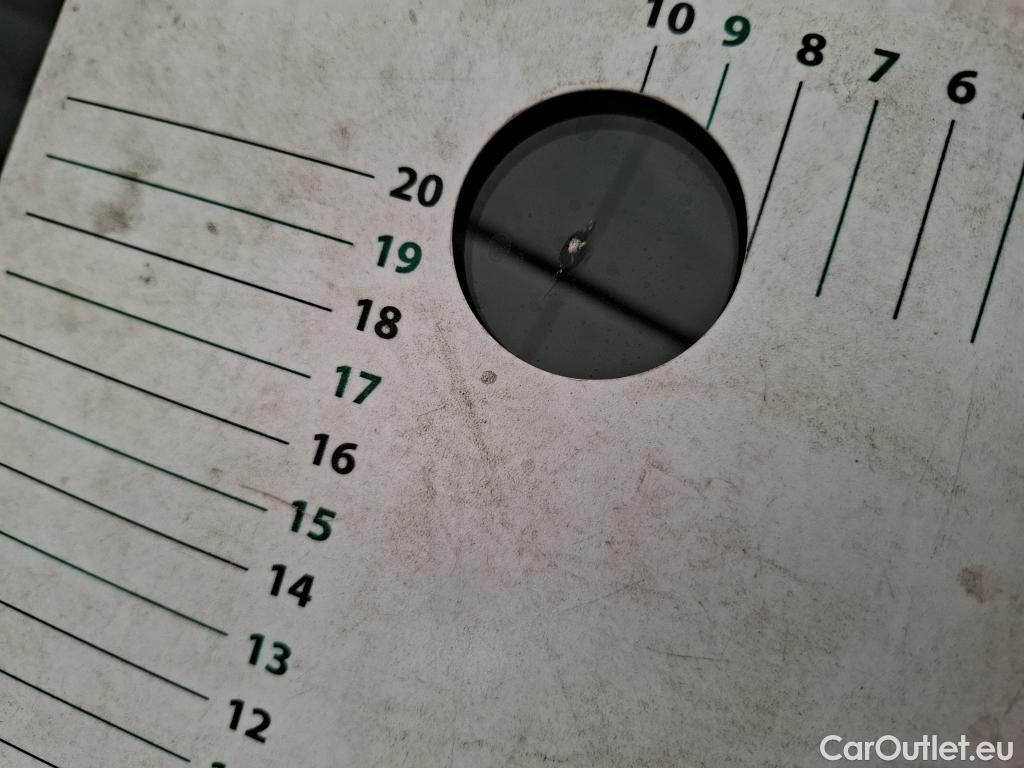 Mercedes  CLA-Klasse MERCEDES-BENZ CLA Shooting Brake / 2019 / 5P / Break CLA 200 d Business Line BA8 #2