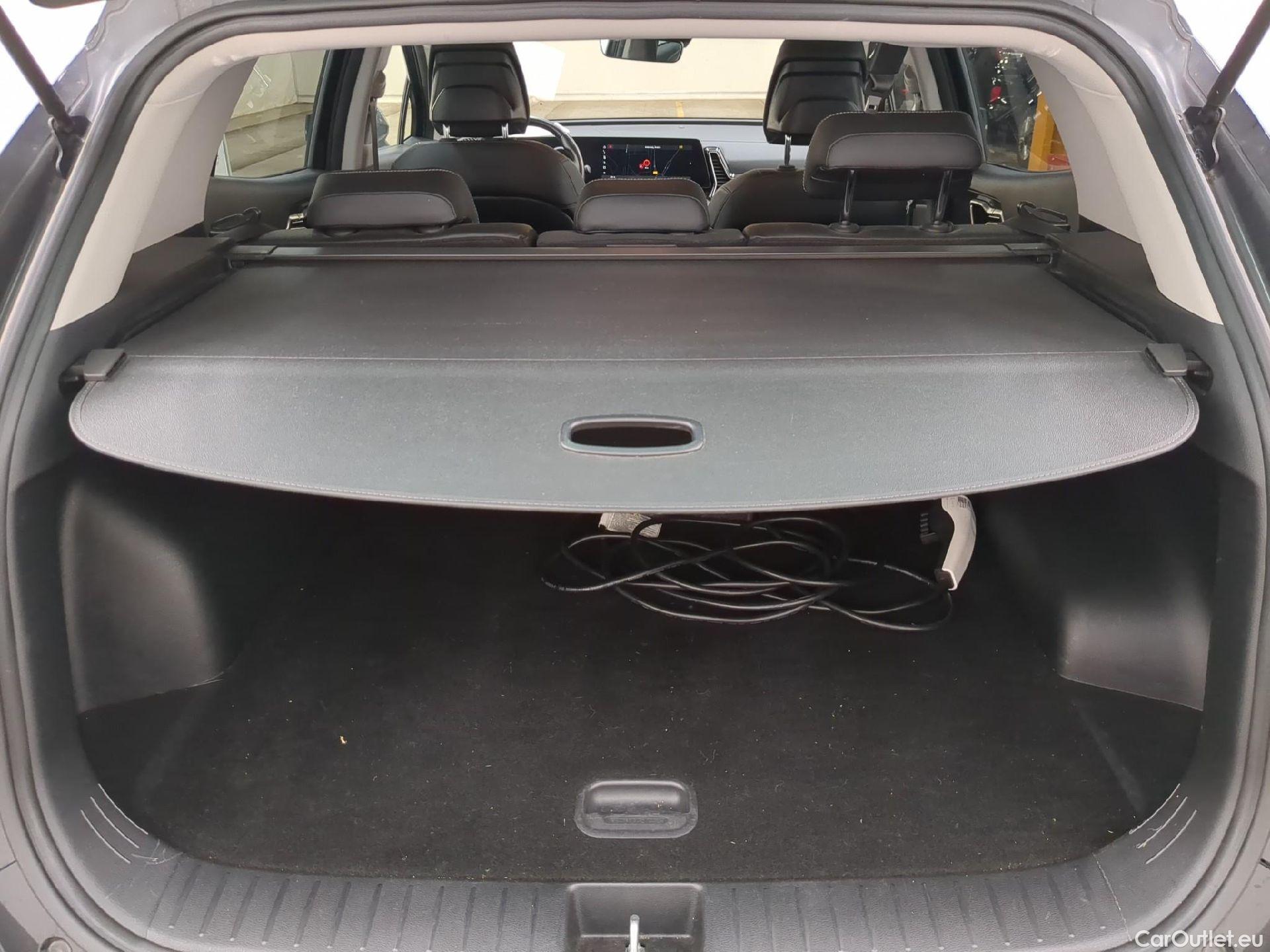 KIA  Sportage  Design Plug-in Hybrid 4WD 1.6 T-GDI 265CV BVA6 E6d #9