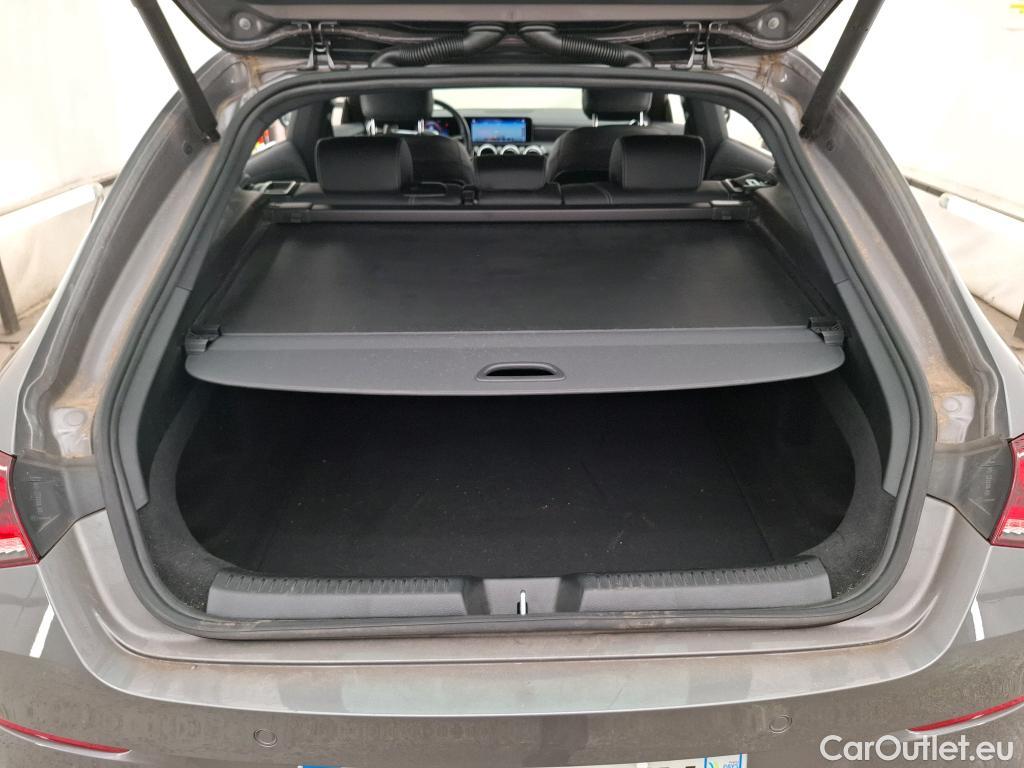 Mercedes  CLA-Klasse MERCEDES-BENZ CLA Shooting Brake / 2019 / 5P / Break CLA 200 d Business Line BA8 #10