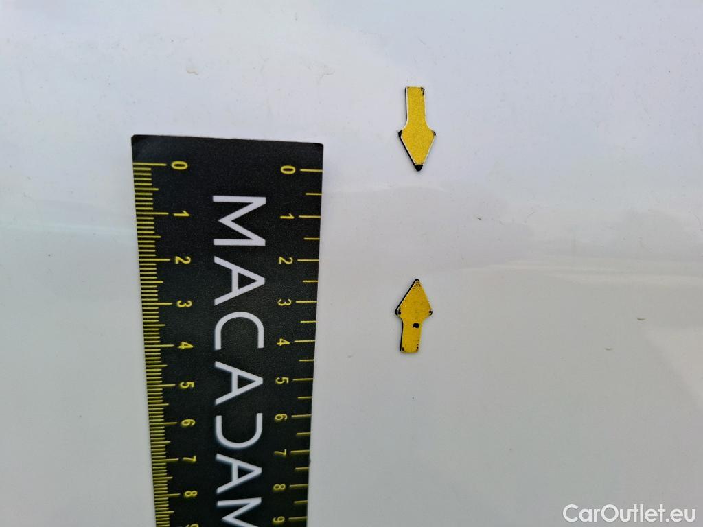  Peugeot  2008 PEUGEOT  / 2016 / 5P / Crossover Puretech 82 S&S €6.c ACTIVE #5