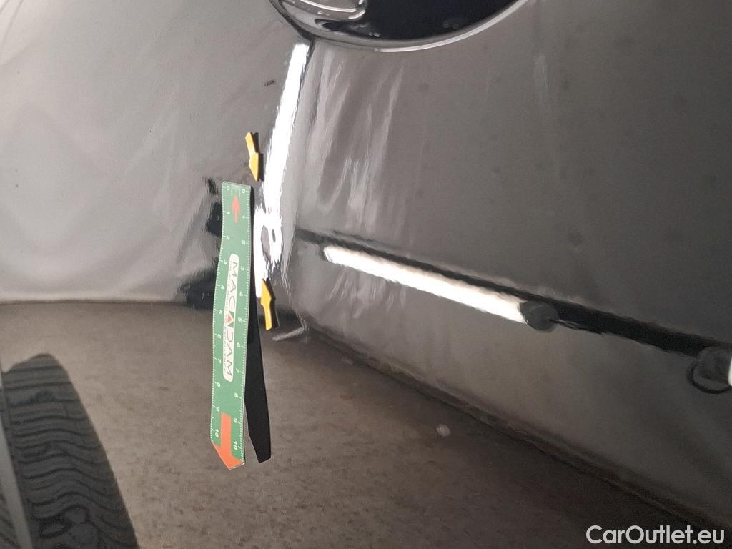 Peugeot  3008  Active Pack 1.5 HDi 130CV BVA8 E6d #11