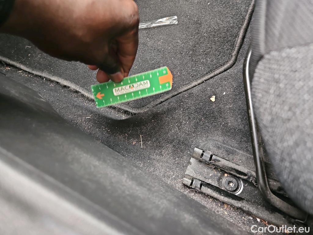  Peugeot  208  Active Business 1.5 HDi 100CV BVM6 E6d #12