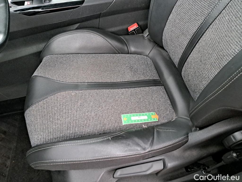 Peugeot  3008  Allure Business 1.5 HDi 130CV BVM6 E6d #4