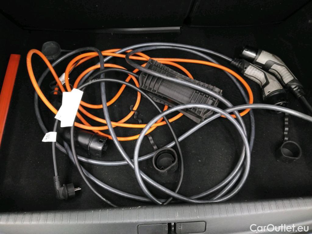 Opel  Corsa  F e Edition Business 50kWh BVA #13