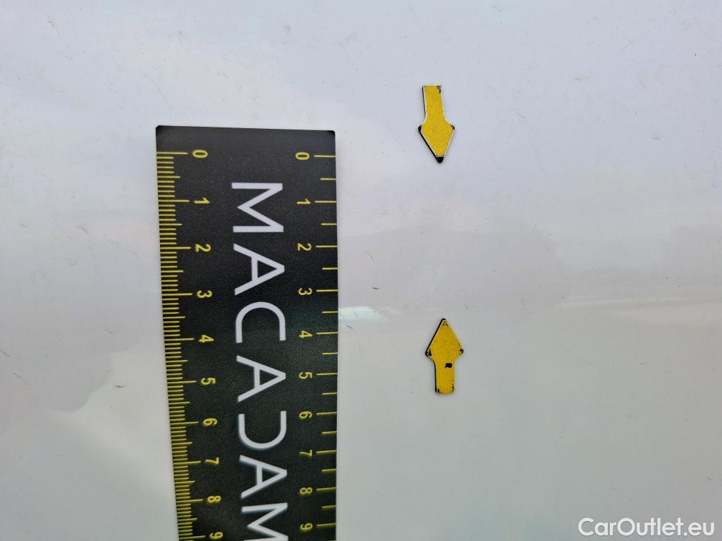  Peugeot  2008 PEUGEOT  / 2016 / 5P / Crossover Puretech 82 S&S €6.c ACTIVE #3