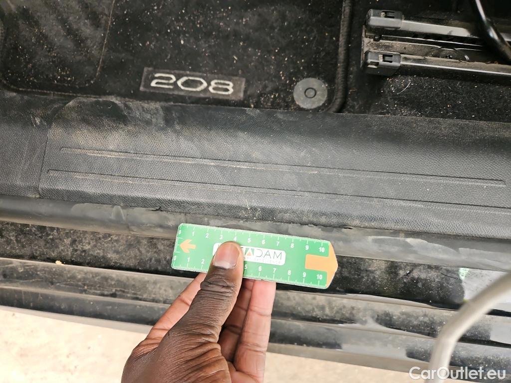  Peugeot  208  Active Business 1.5 HDi 100CV BVM6 E6d #8