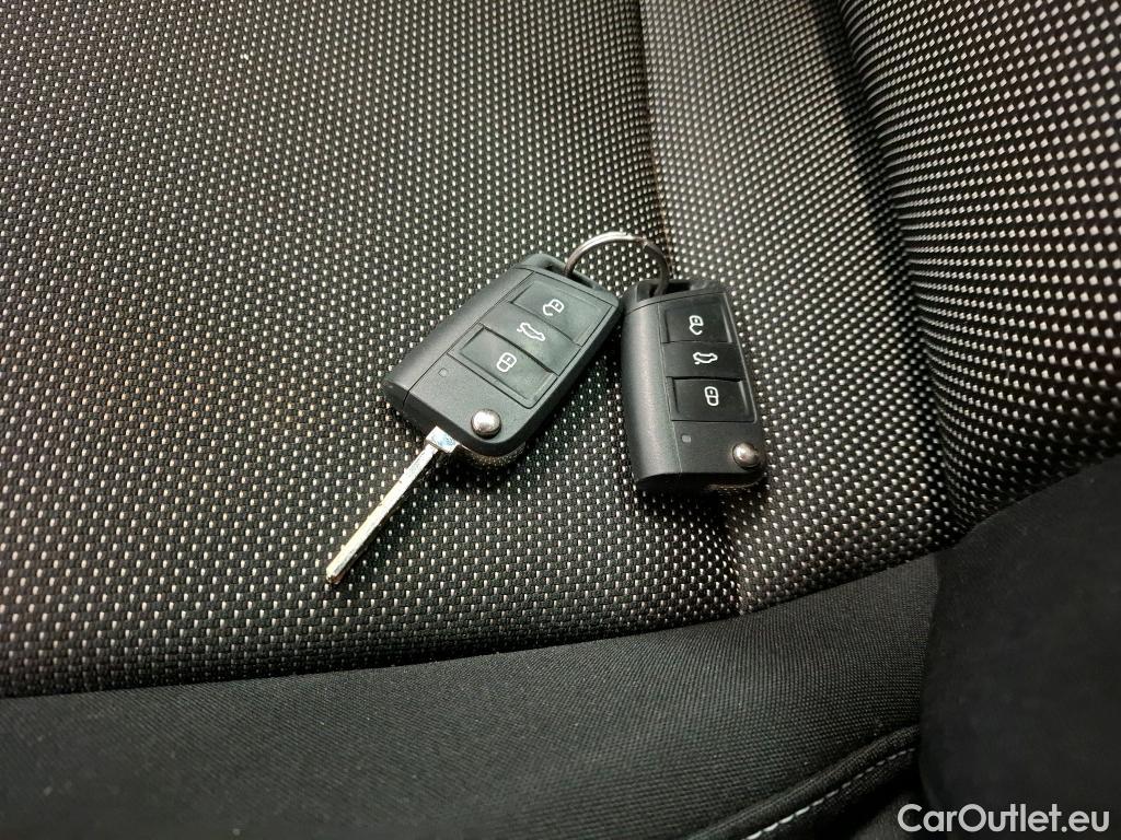 Seat  Arona  Xcellence 1.0 TSI 95CV BVM5 E6dT #12