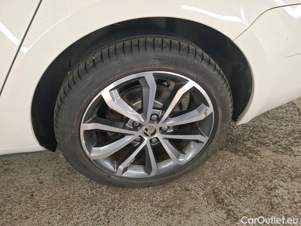  Skoda  Octavia SKODA  Combi 5p Break 1.6 TDI SCR 116 4x4 Edition #1