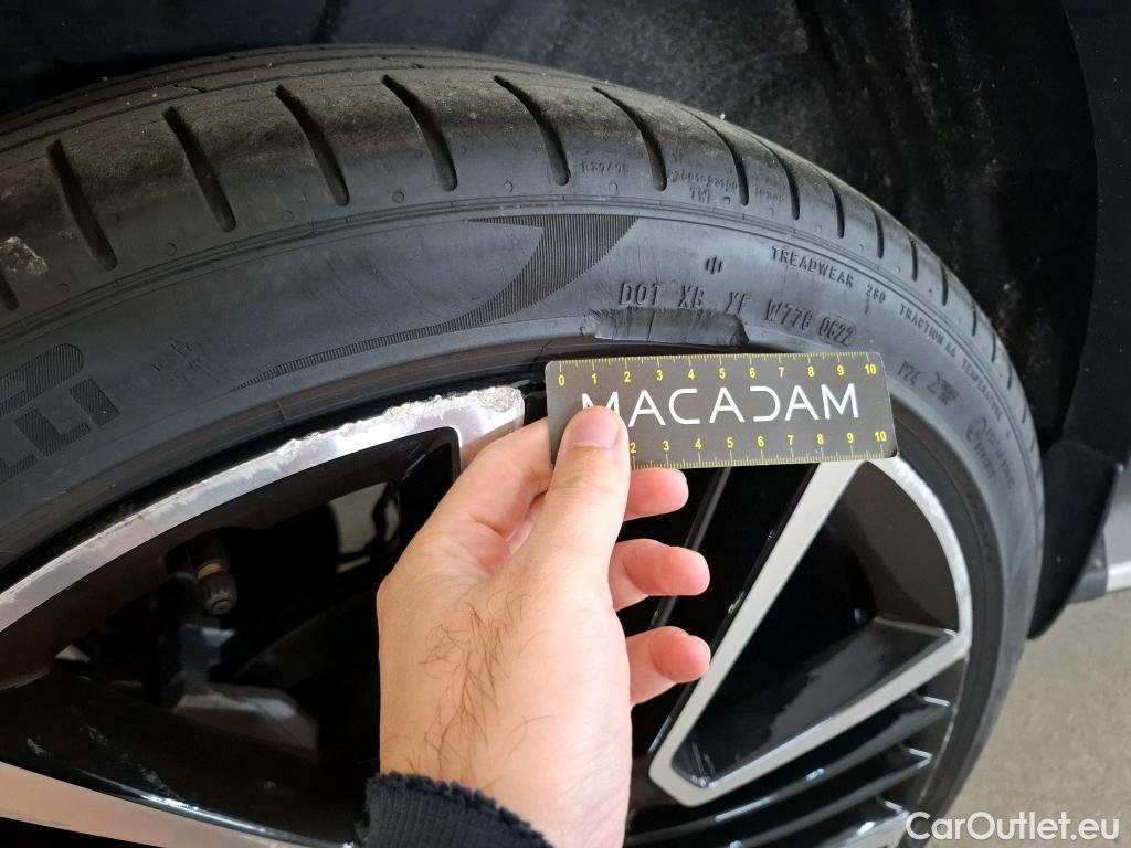  Volvo  XC 40 VOLVO XC40 / 2022 / 5P / SUV Recharge T5 262 DCT7 Ultimate #6