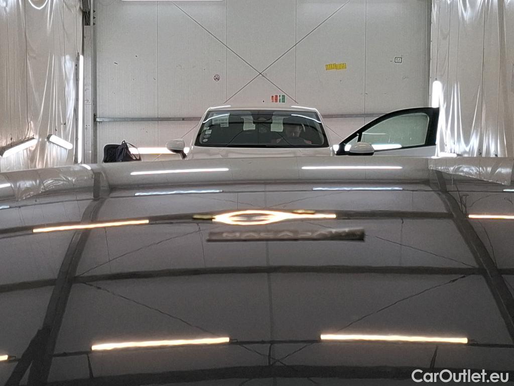  Volkswagen  Golf  VOLKSWAGEN / 2020 / 5P / Berline 2.0 TDI SCR 115 DSG7 Life Busi 1st #4