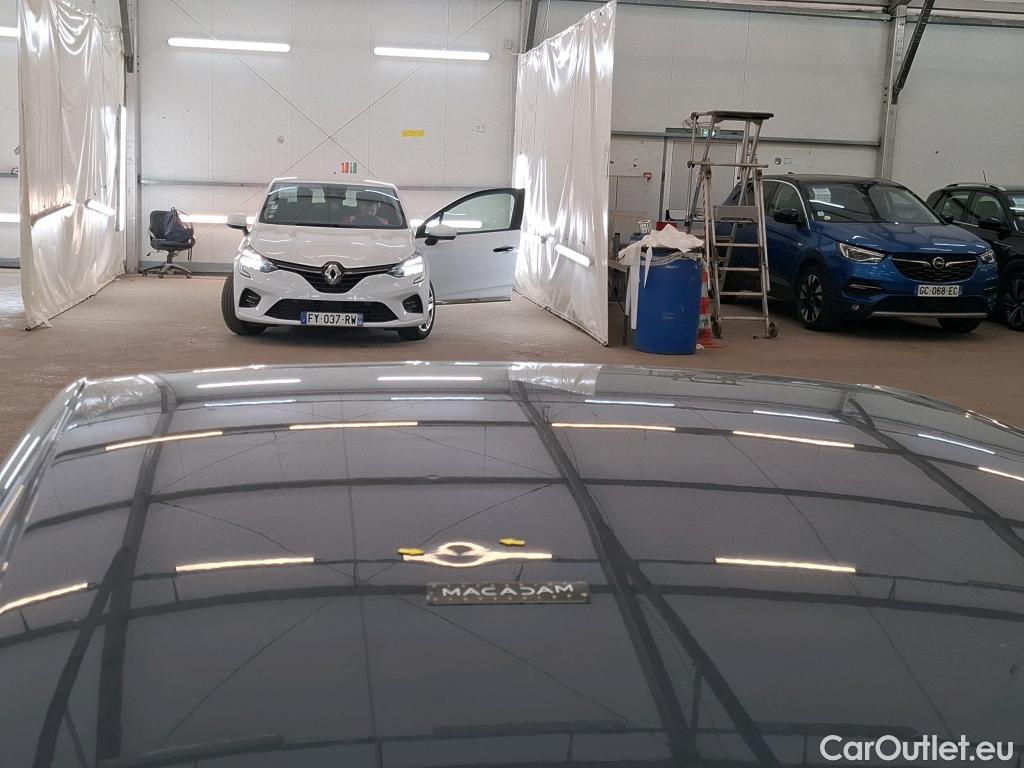  Volkswagen  Golf  VOLKSWAGEN / 2020 / 5P / Berline 2.0 TDI SCR 115 DSG7 Life Busi 1st #2