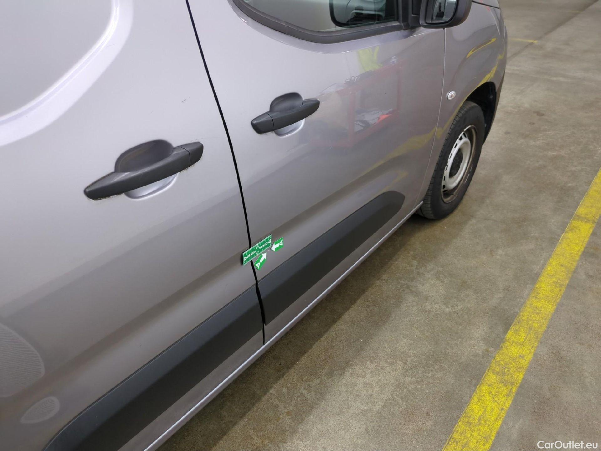  Citroen  Berlingo  Fourgon Club M 650 1.5 BlueHDi 100CV BVM6 E6d #8