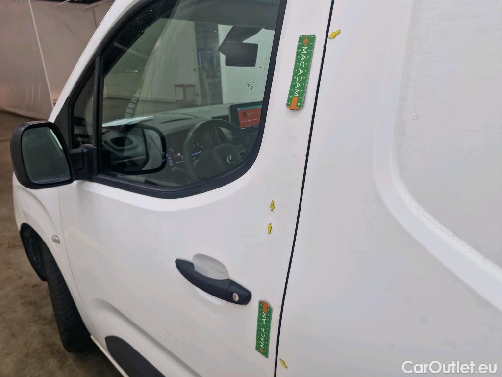 Citroen  Berlingo  Fourgon Driver XL 950 1.5 BlueHDi 100CV BVM5 E6dT #17
