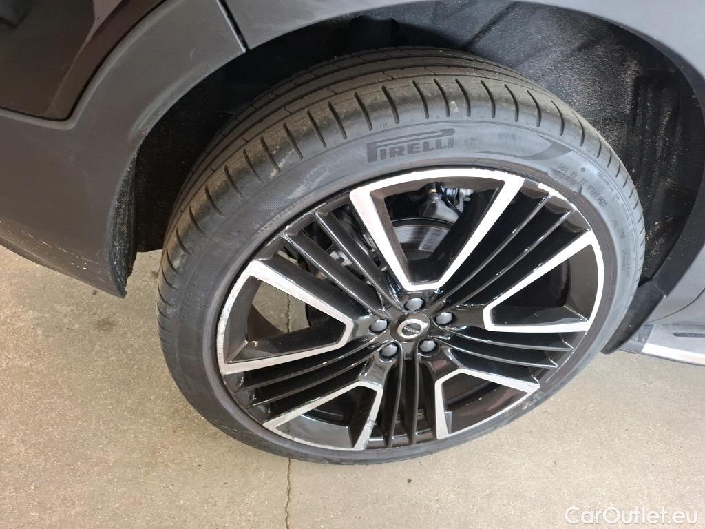  Volvo  XC 40 VOLVO XC40 / 2022 / 5P / SUV Recharge T5 262 DCT7 Ultimate #4