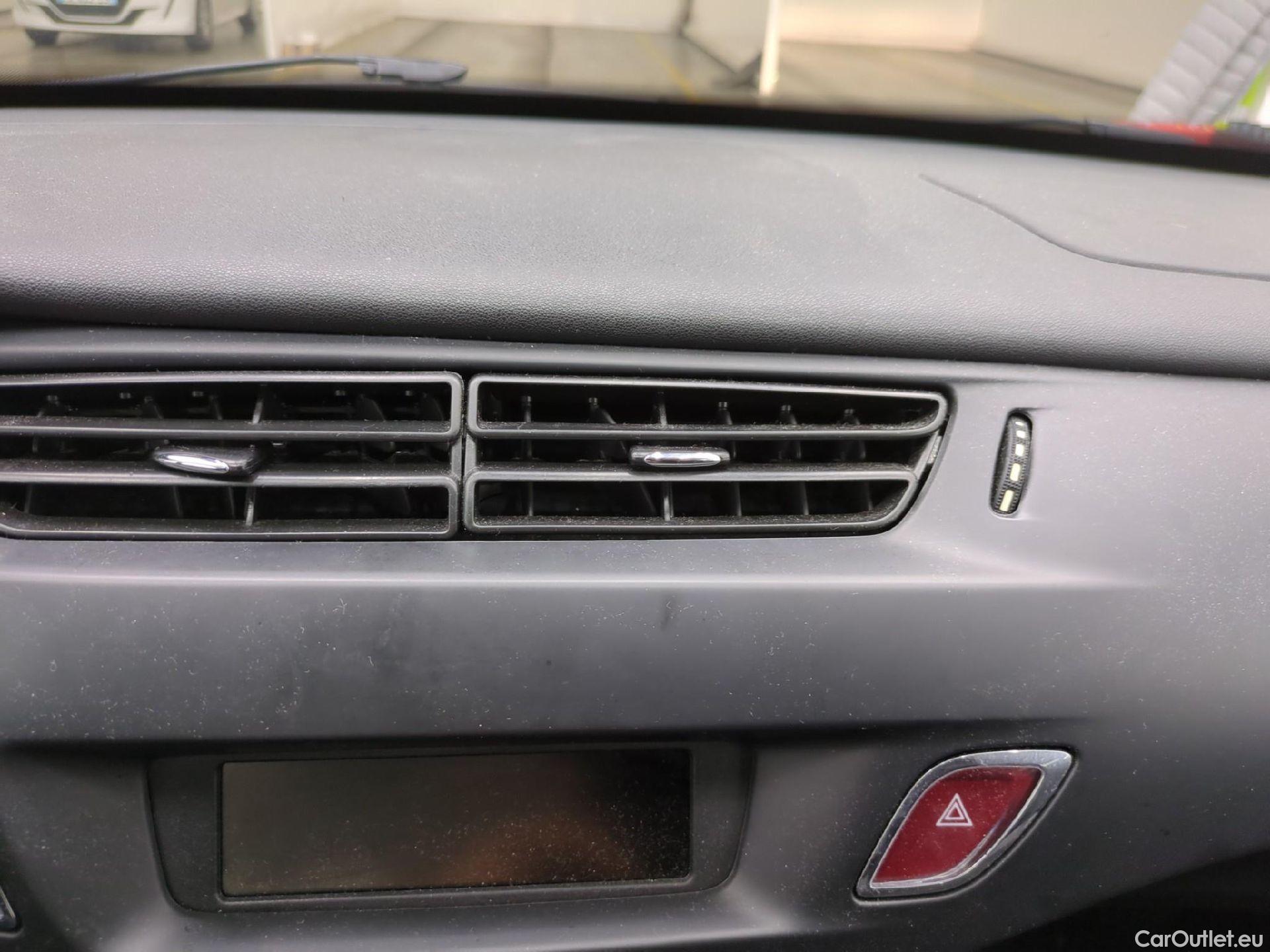  Citroen  C3  Attraction 1.6 BlueHDI 75CV BVM5 E6 #3