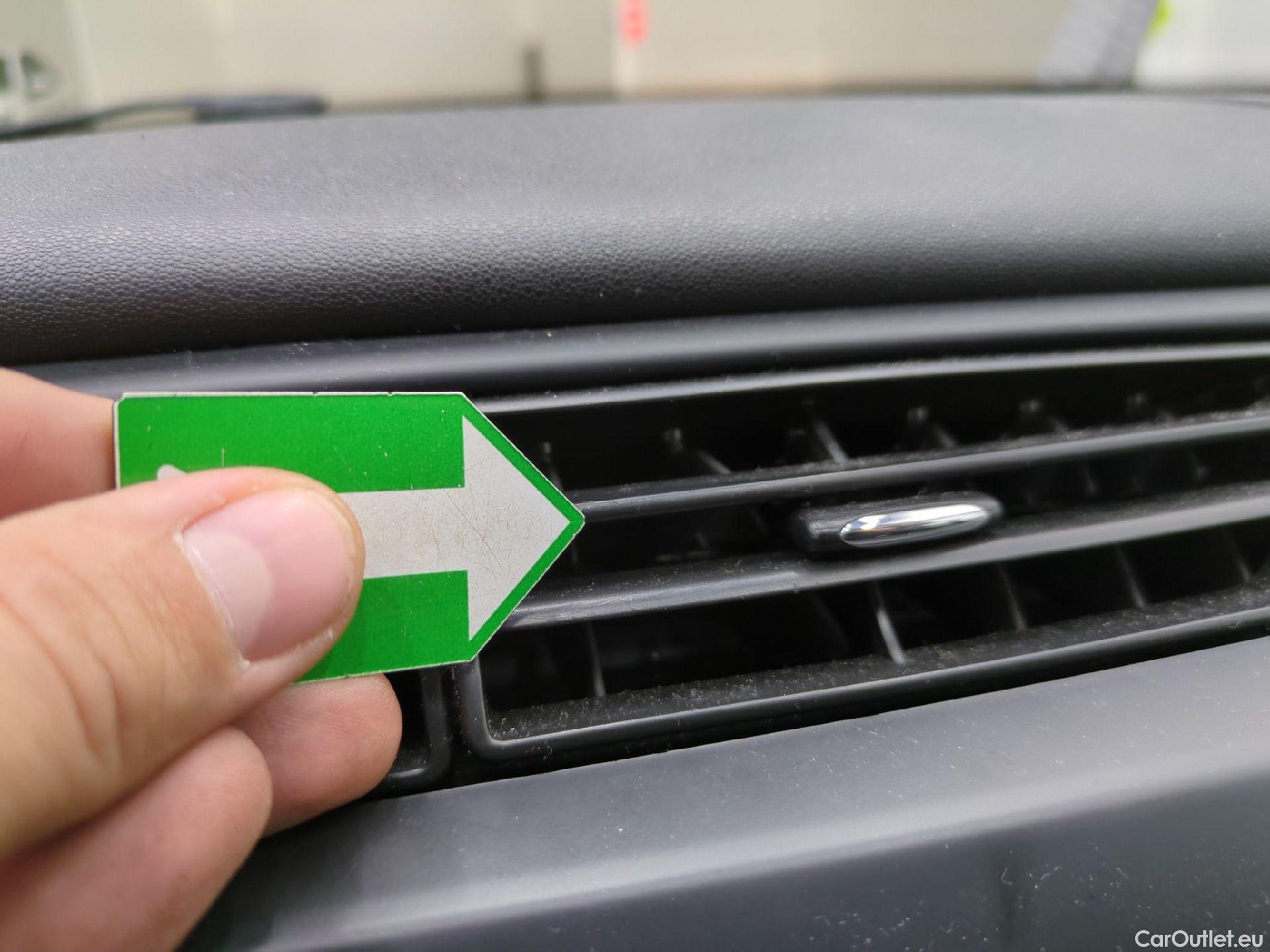  Citroen  C3  Attraction 1.6 BlueHDI 75CV BVM5 E6 #4