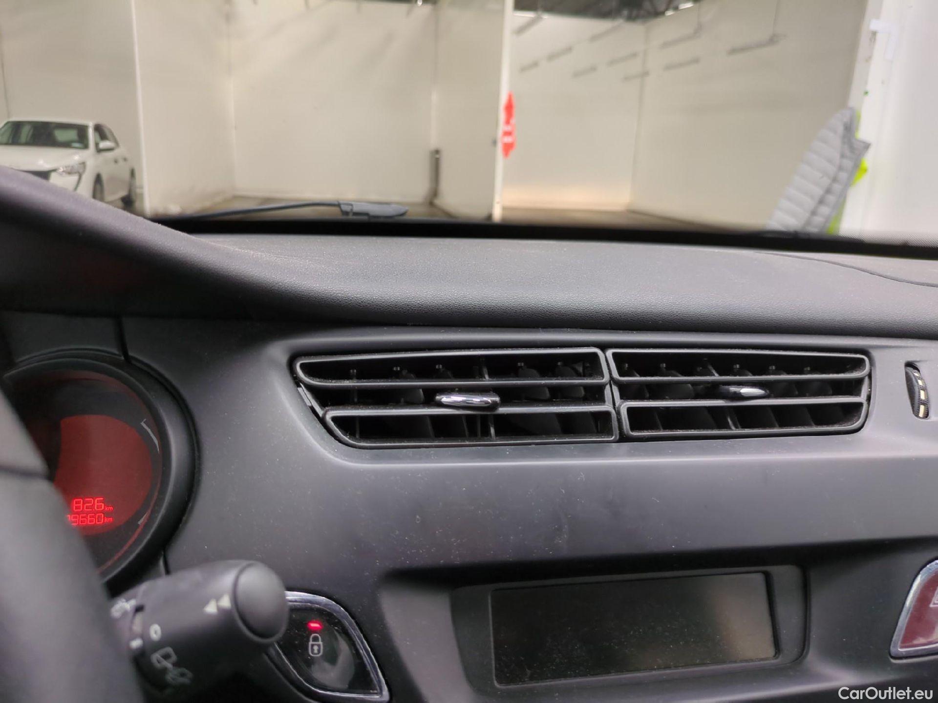  Citroen  C3  Attraction 1.6 BlueHDI 75CV BVM5 E6 #1