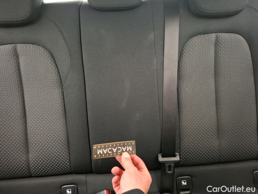 Bmw  Serie 1 BMW Série 1 / 2019 / 5P / Berline 116i DKG7 Business Design #6