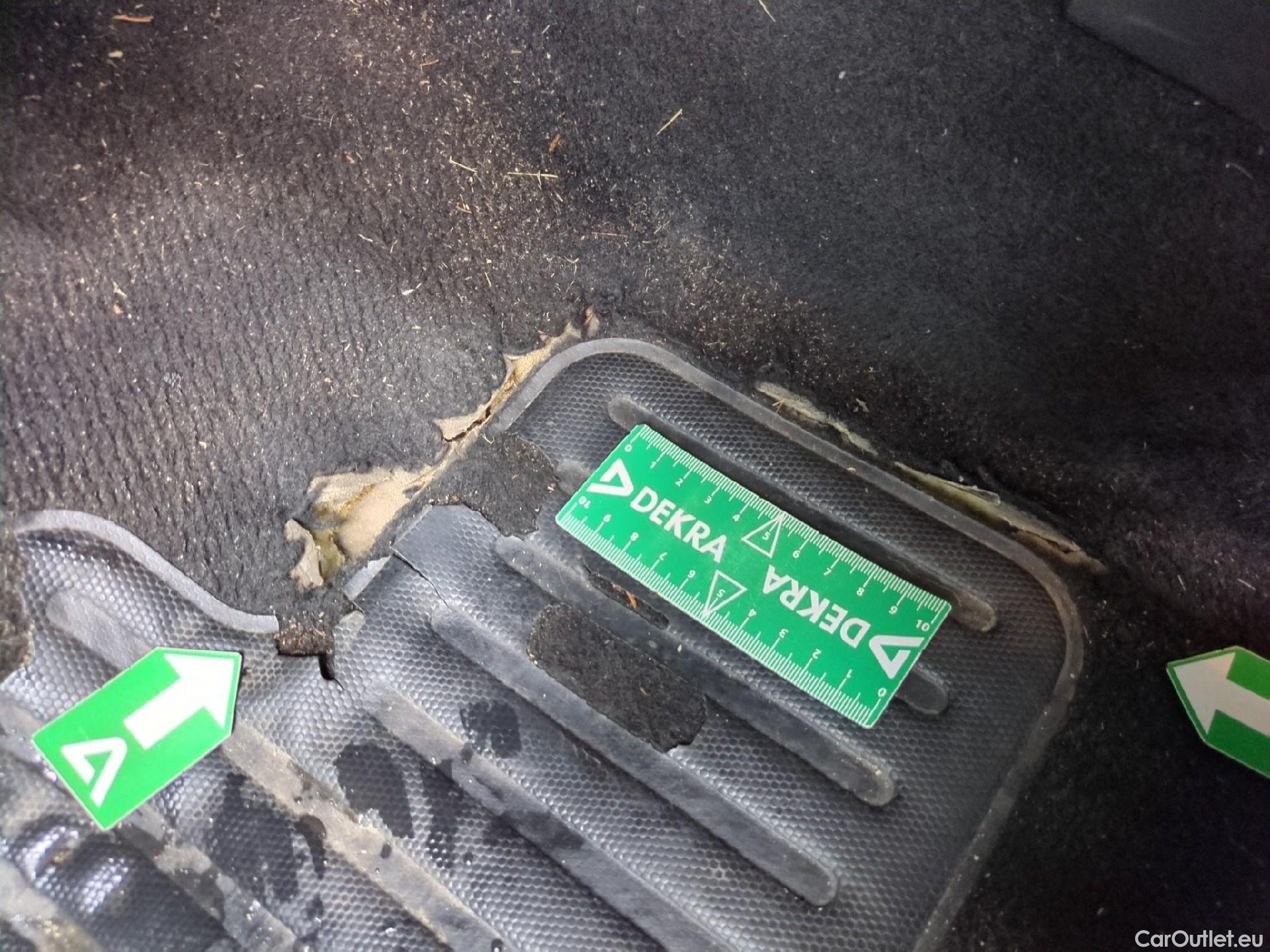  Citroen  C3  Attraction 1.6 BlueHDI 75CV BVM5 E6 #6