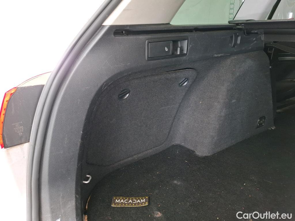  Volkswagen  Golf  VII Break Confortline Business BMT 1.6 TDI 115CV BVA7 E6dT / TRANSFO VP/VF #47