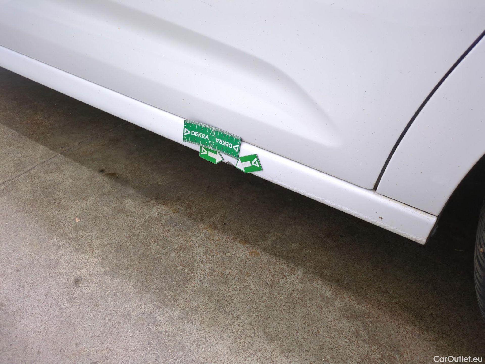  Citroen  C3  Attraction 1.6 BlueHDI 75CV BVM5 E6 #10