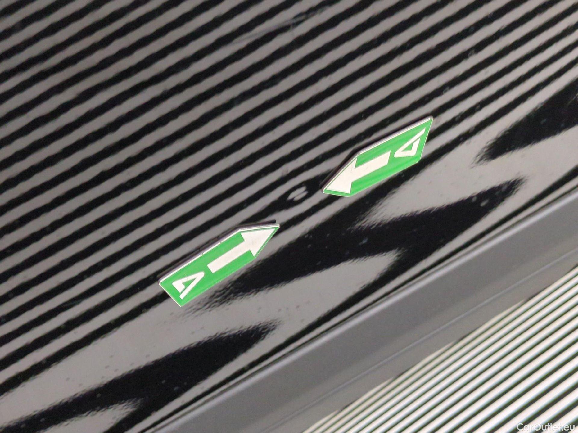  Peugeot  2008  Active Pack 1.2 PureTech 130CV BVA8 E6d #53