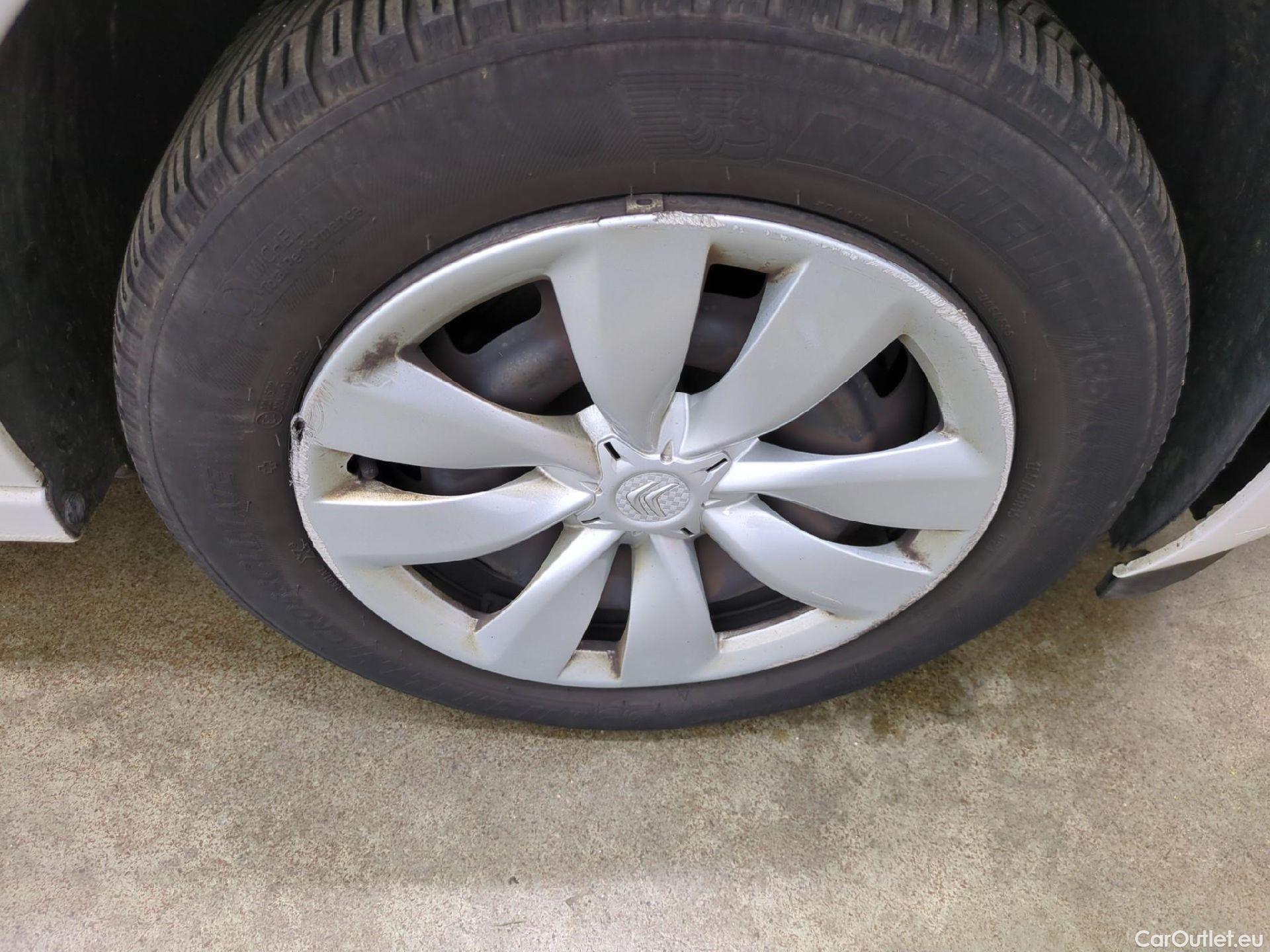  Citroen  C3  Attraction 1.6 BlueHDI 75CV BVM5 E6 #8