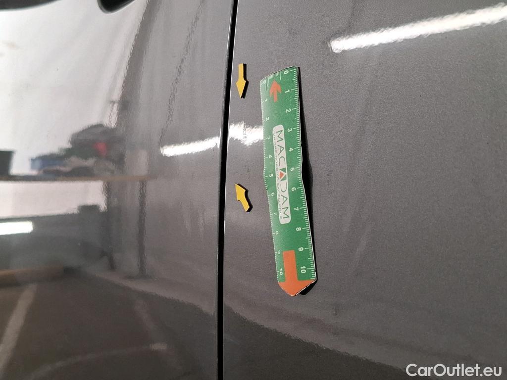  Peugeot  2008  Allure Business 1.5 HDi 130CV BVA8 E6d #7