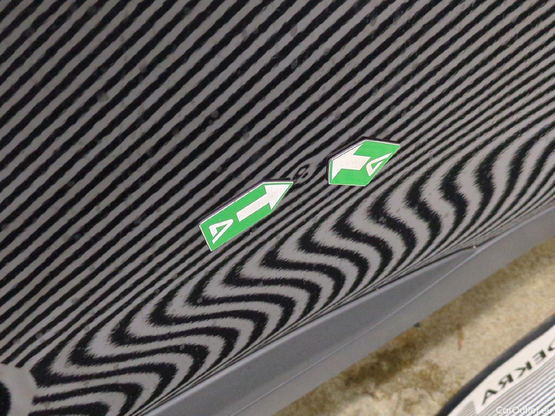  Peugeot  2008  Active Pack 1.2 PureTech 130CV BVA8 E6d #32