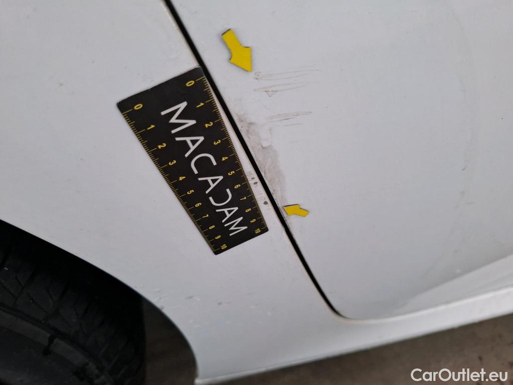  Peugeot  208  Premium 1.5 HDi 100CV BVM6 E6d #25