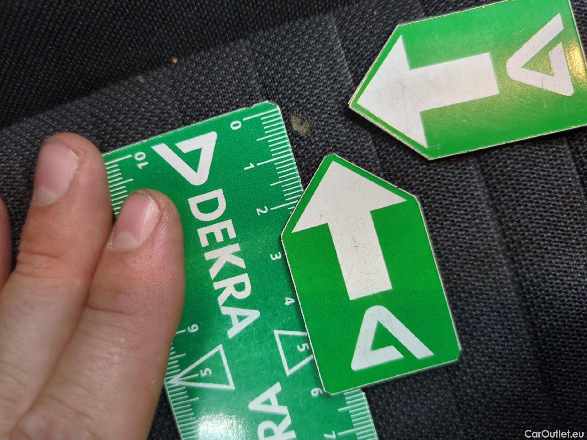  Peugeot  2008  Active Pack 1.2 PureTech 130CV BVA8 E6d #7