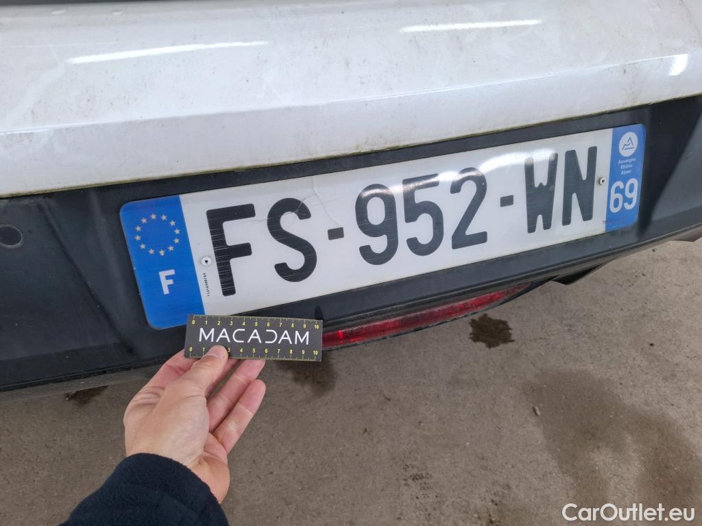  Peugeot  208  (e-) Active Business 50kWh BVA #15