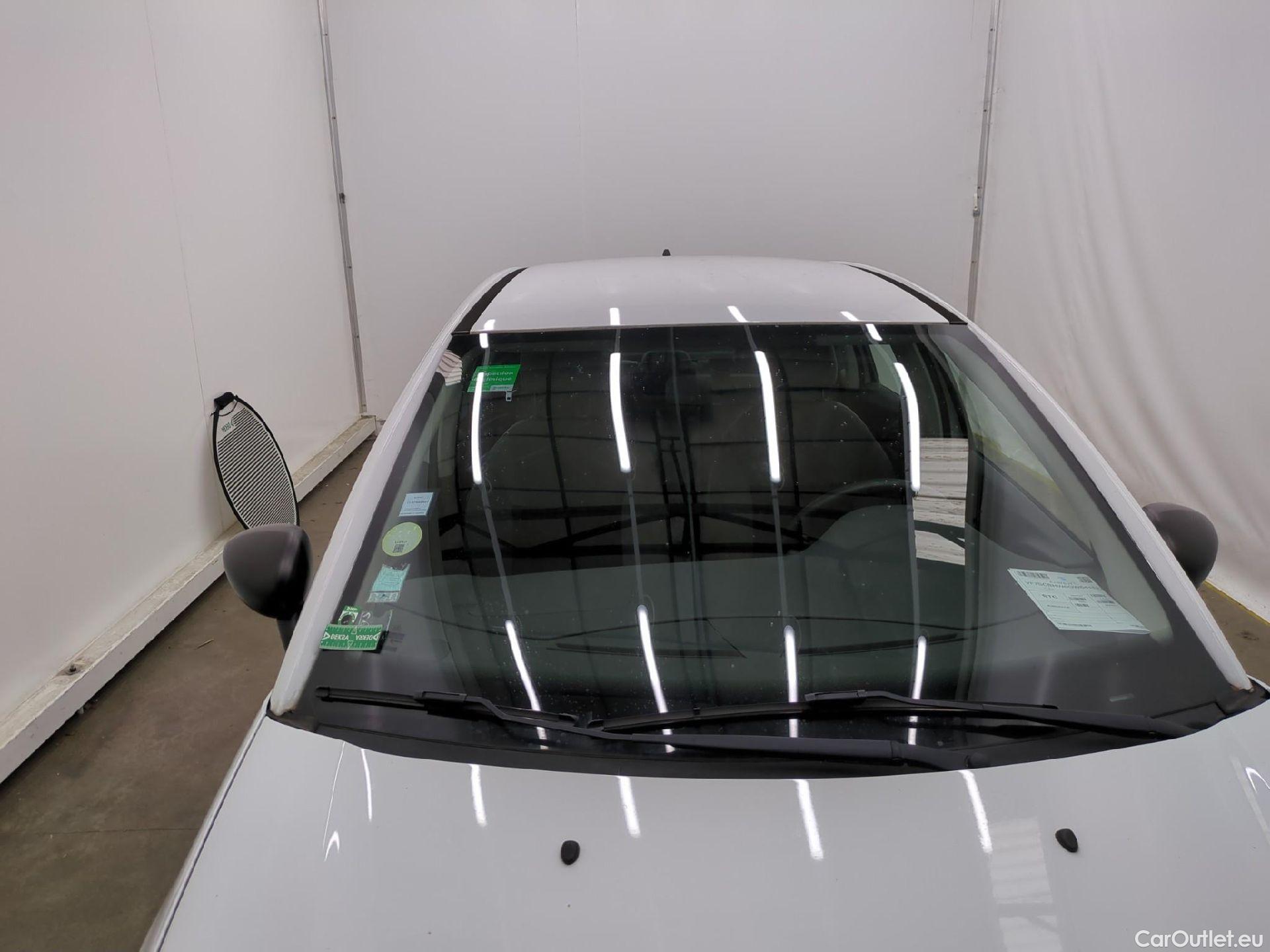  Citroen  C3  Attraction 1.6 BlueHDI 75CV BVM5 E6 #41