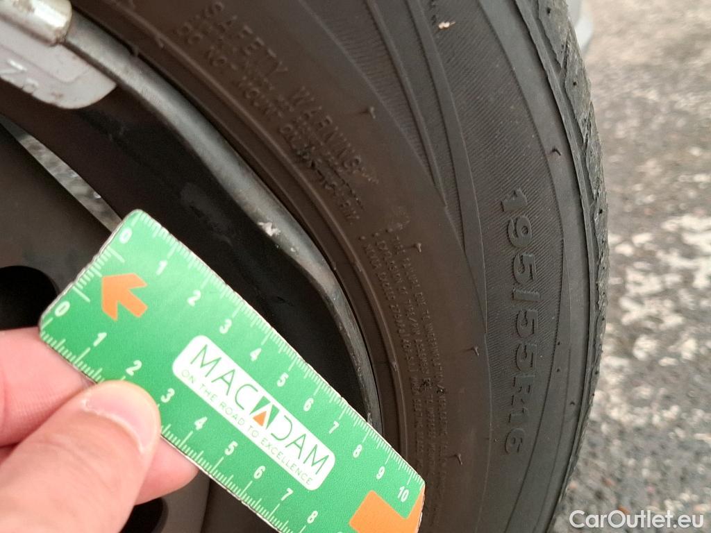  Nissan  Micra NISSAN  2016  5P  Berline IGT 100 Business Edition #29