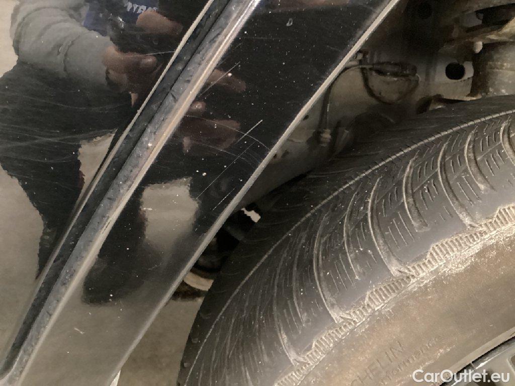 Jeep  Cherokee JEEP  2.2 MJ II Active Drive I Automatik Overland 5d 143kW #43