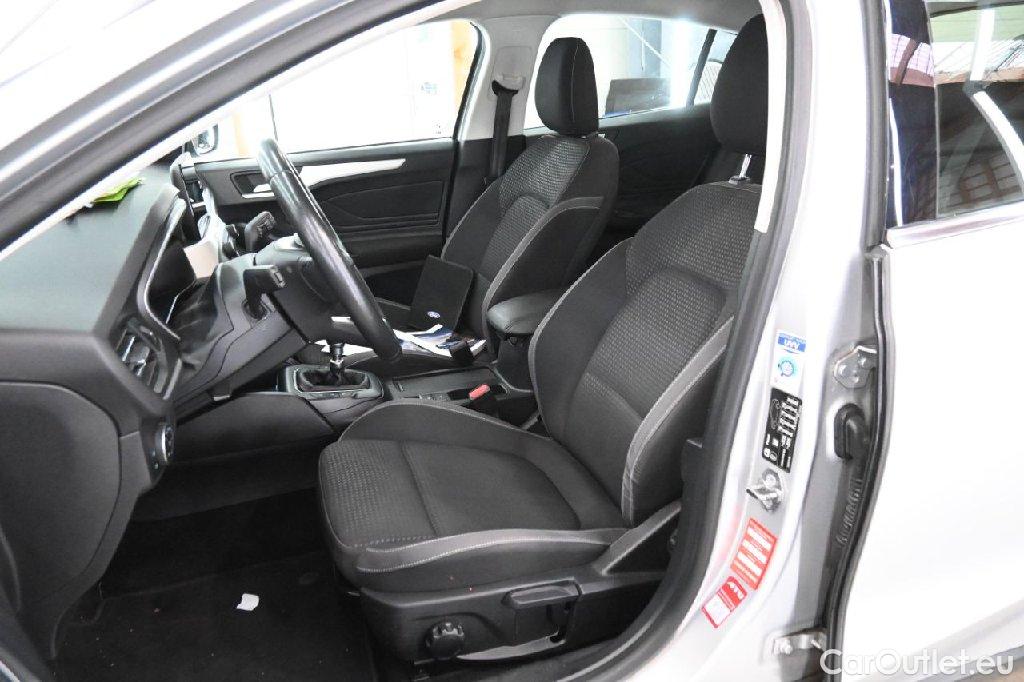 Ford  Focus  Lim. Cool & Connect 1.0 EcoBoost 74KW MT6 E6dT #4