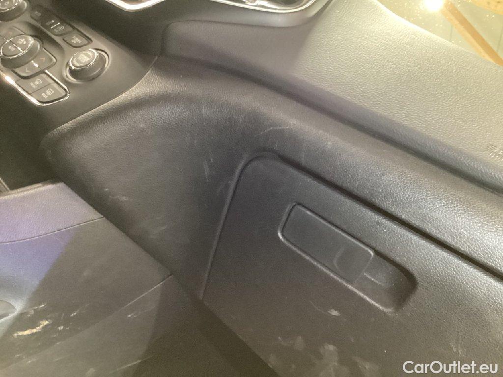 Jeep  Cherokee JEEP  2.2 MJ II Active Drive I Automatik Overland 5d 143kW #35