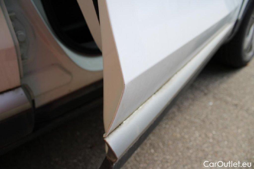 MG  ZS EV MG  Standard Luxury 5d 130kW #18