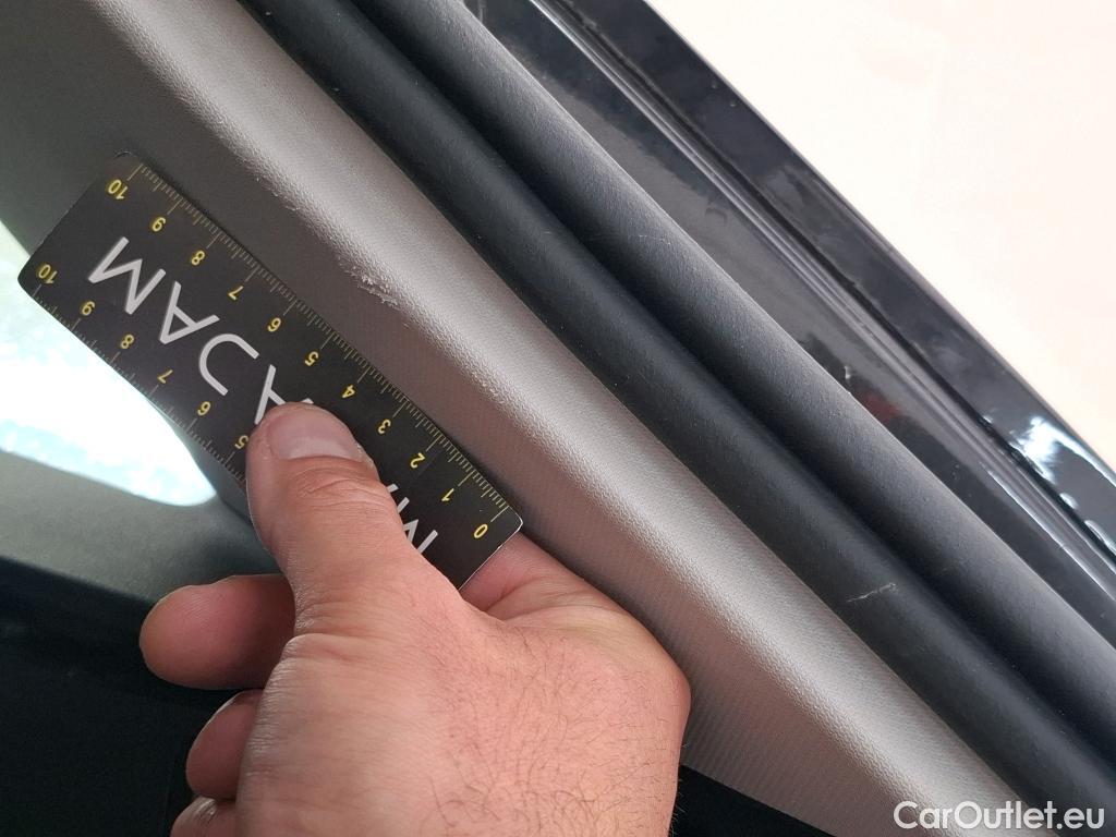  Volkswagen  Golf  VIII SW Life Plus 2.0 TDI 150CV BVA7 E6d #6