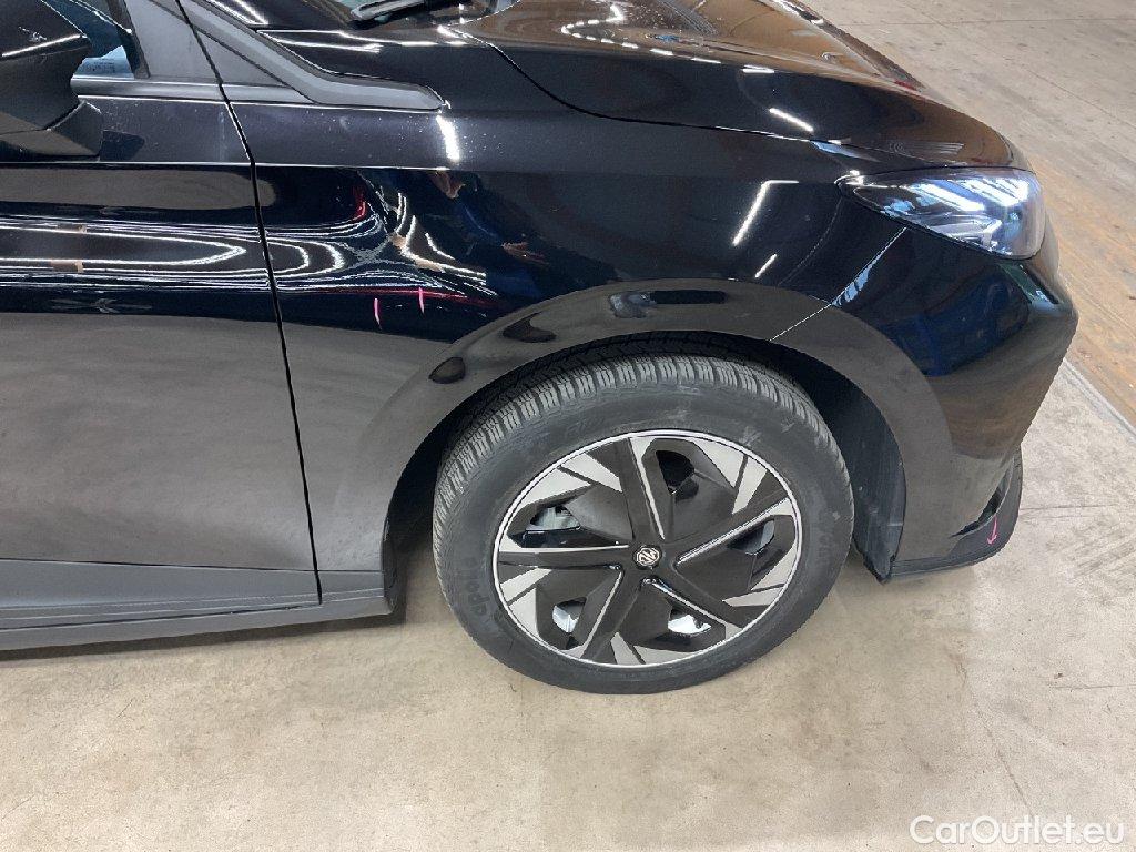 MG  4 MG MG Standard 5d 125kW #40