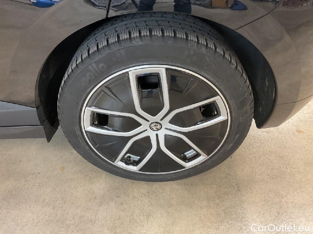 MG  4 MG MG Luxury 5d 150kW #41