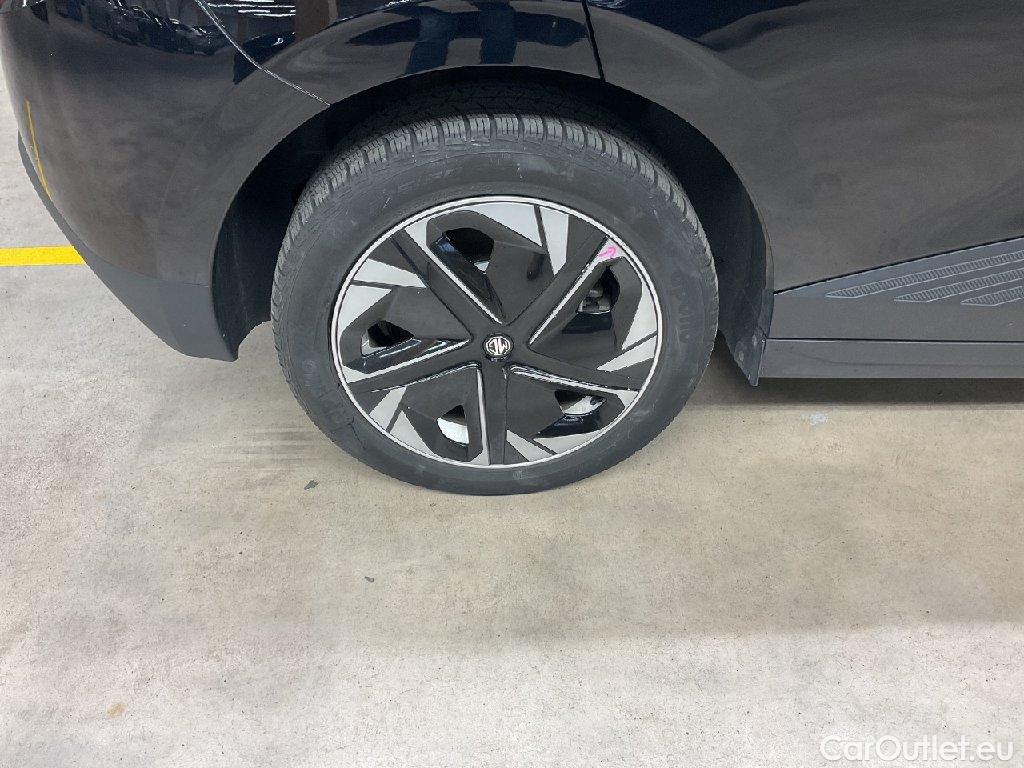 MG  4 MG MG Standard 5d 125kW #32