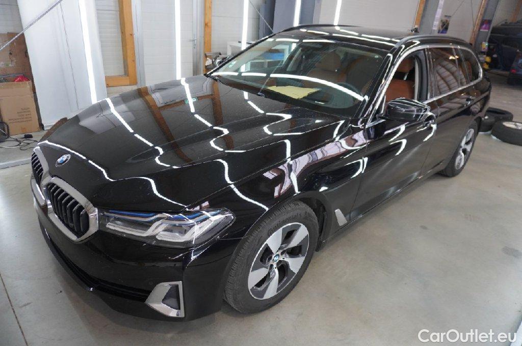 Bmw  Serie 5 Baureihe 5 Touring 520 d Luxury Line 2.0 140KW AT8 E6d #1