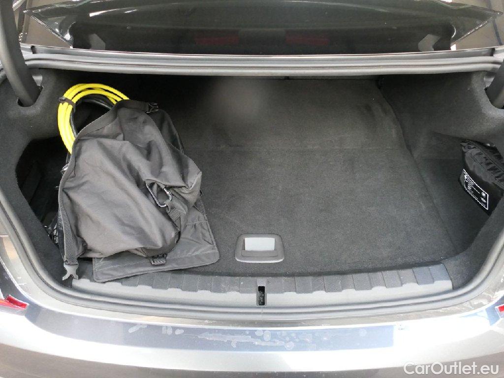 Bmw  Serie 3 Baureihe 3 Lim. 330 e M Sport 2.0 185KW AT8 E6dT #11