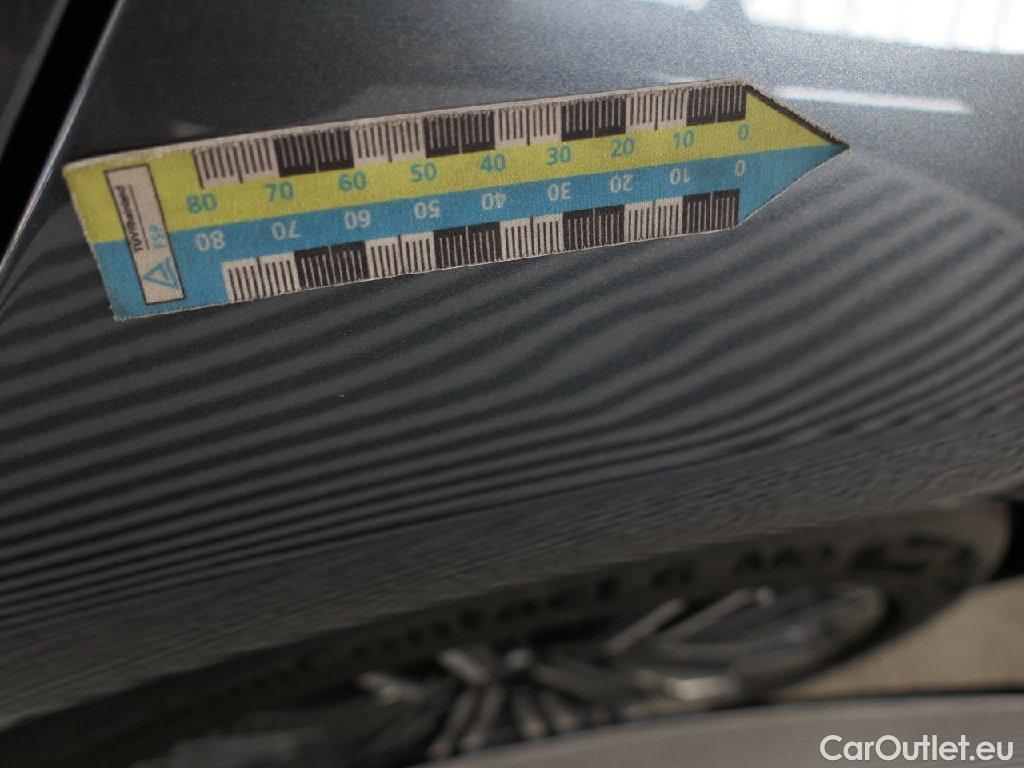 Bmw  Serie 3 Baureihe 3 Lim. 330 e M Sport 2.0 185KW AT8 E6dT #24